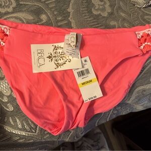 👙 BECCA Avery Crochet Tab Side Hipster Bikini Bottom Mediim NEW W TAGS !!